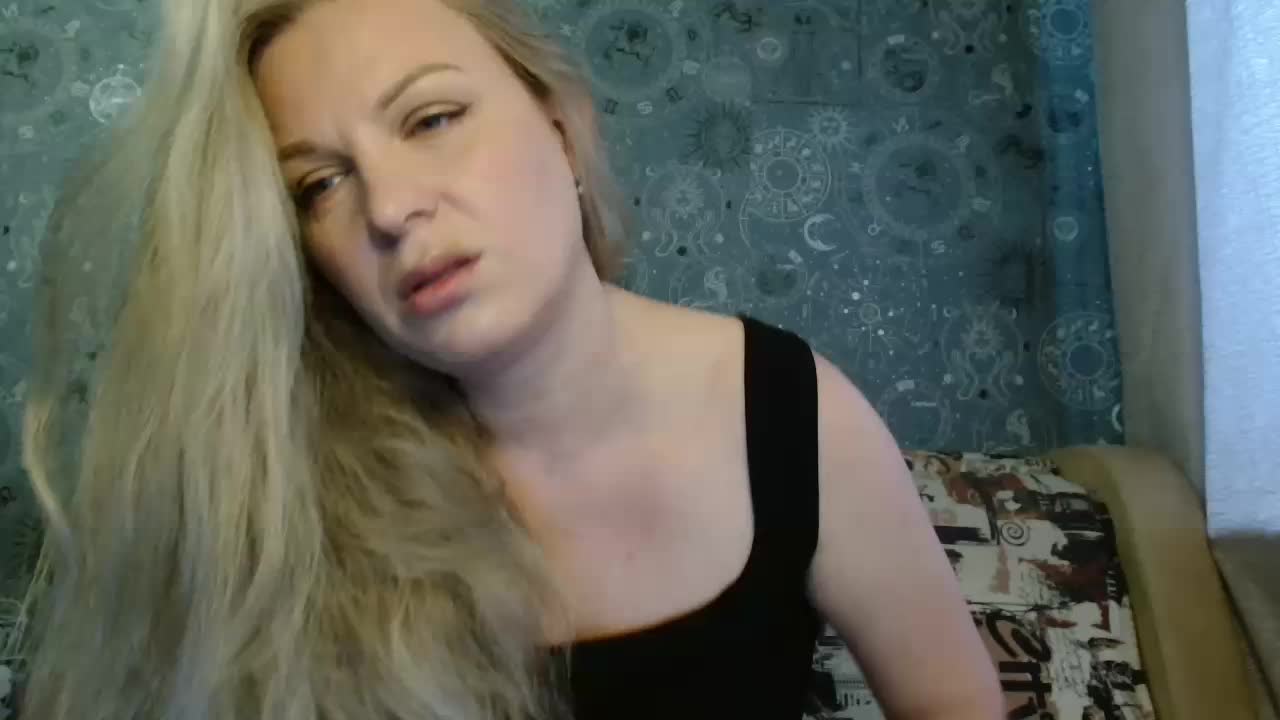 BlondeFox Cam Show Recorded 2025-05-13