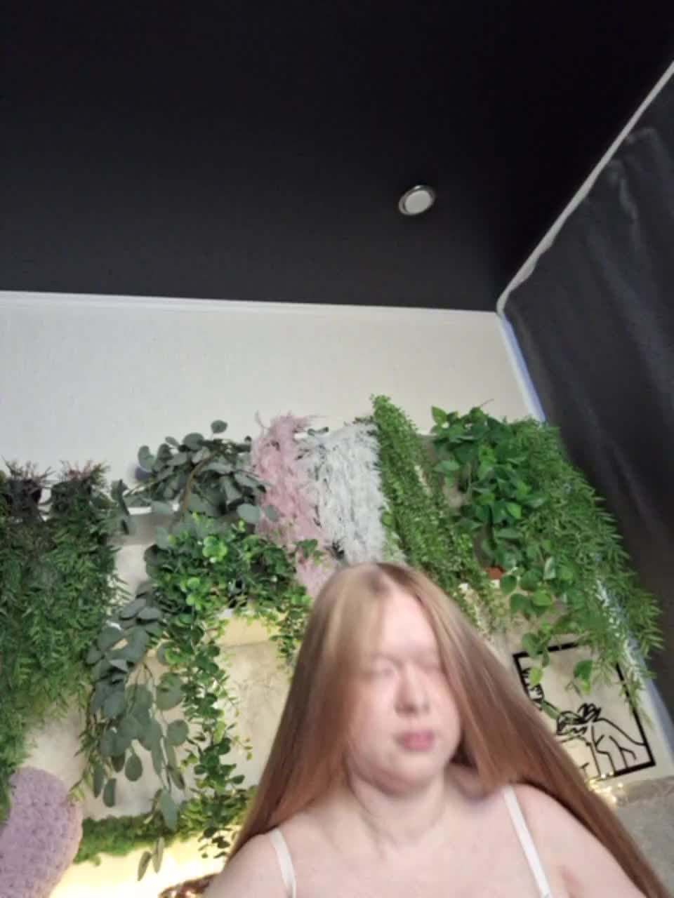-scyrim- Cam Show Recorded 2025-05-13