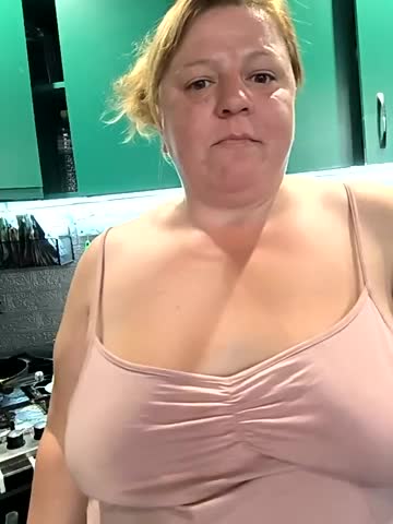 Jusichka Cam Show Recorded 2025-05-13