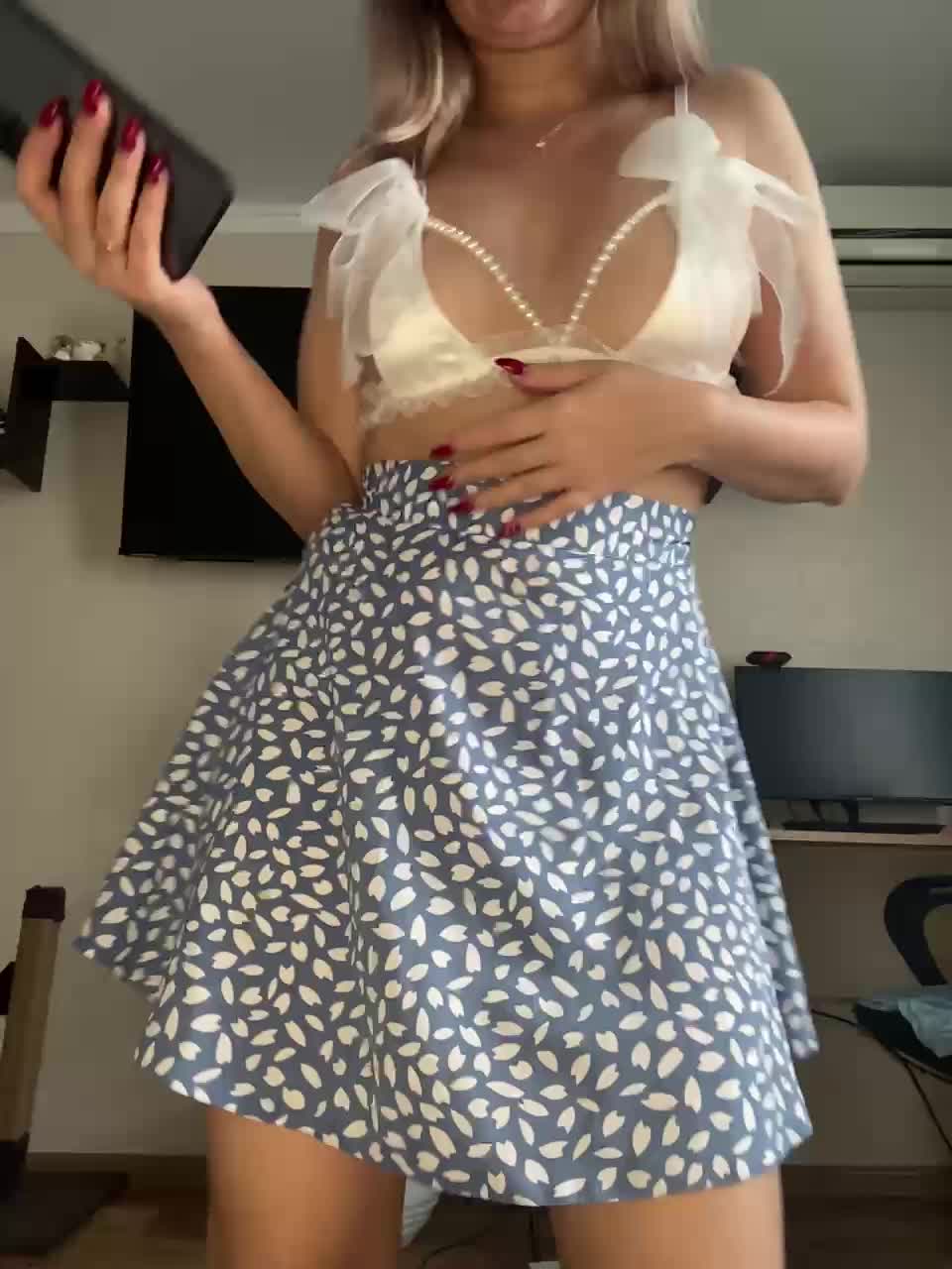 FloverGirl Cam Show Recorded 2025-05-13