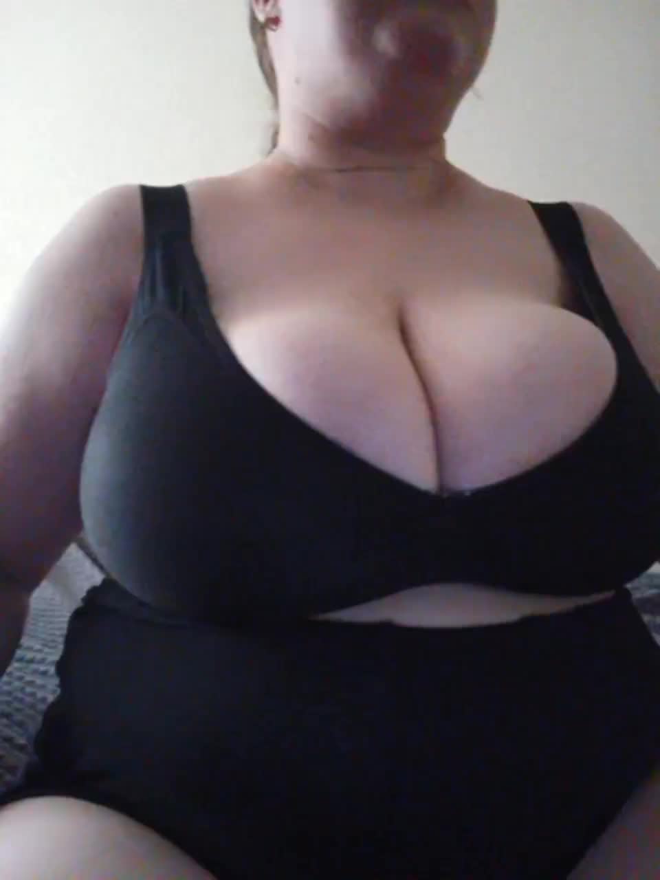 Tatarka01an Cam Show Recorded 2025-05-13