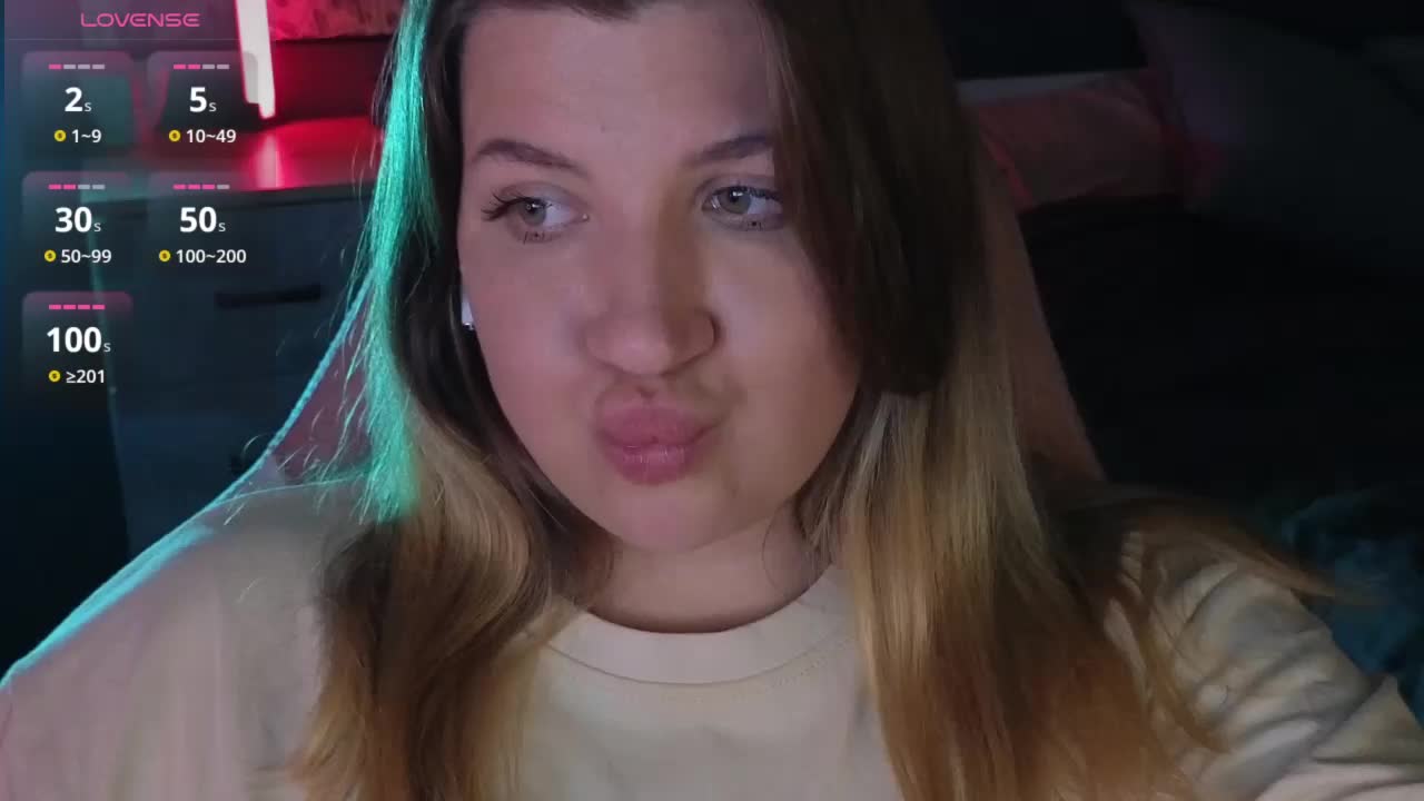 BloomBambi Cam Show Recorded 2025-05-14