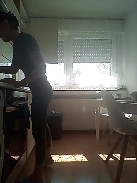 __COVID-19__ Cam Show Recorded 2025-05-14