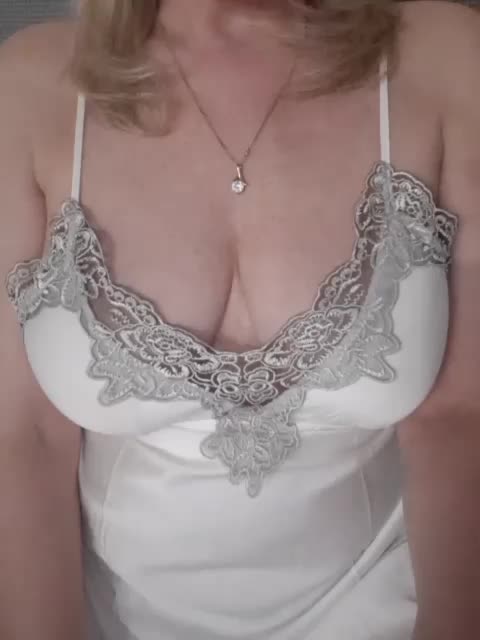 SexiestJess45 Cam Show Recorded 2025-05-14