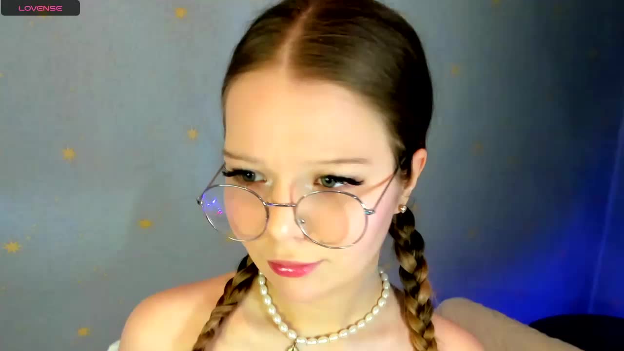 MelMooon Cam Show Recorded 2025-05-14