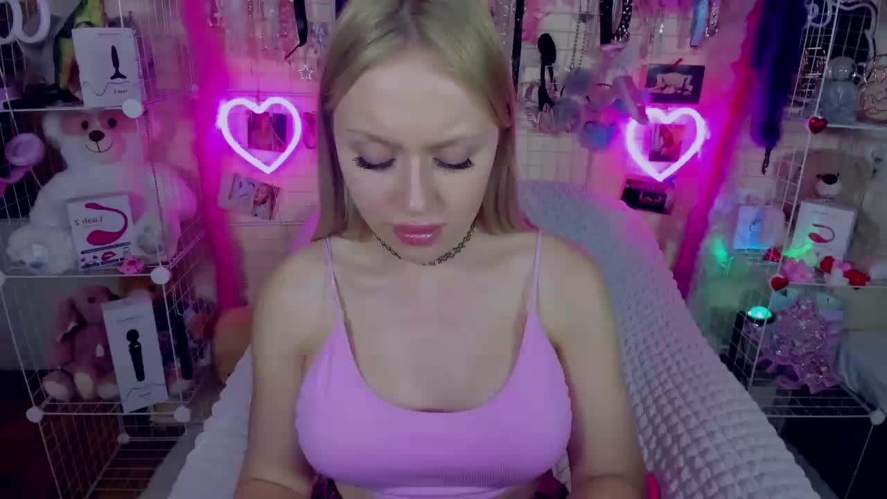 MindyKally Cam Show Recorded 2025-05-14