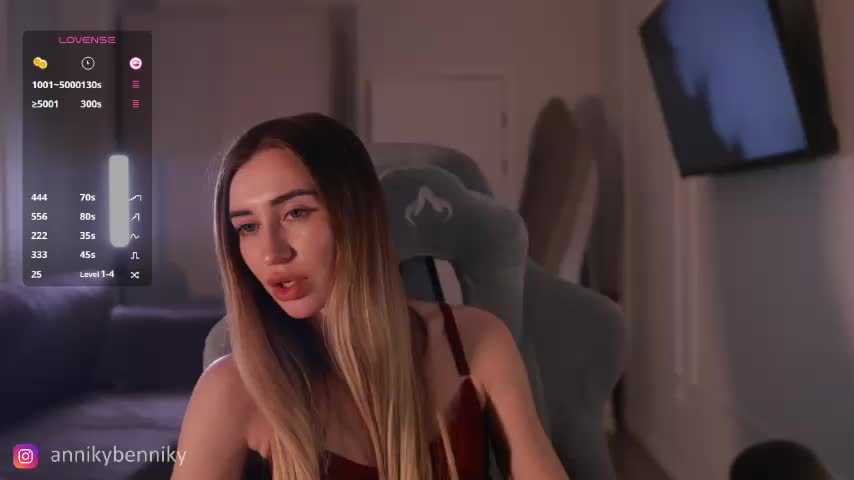 Coconutkitty Cam Show Recorded 2025-05-14