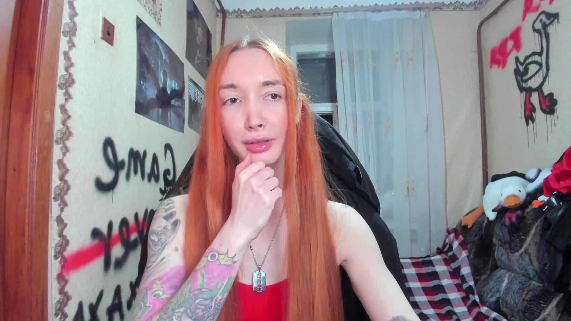 Roxy-Sun Cam Show Recorded 2025-05-14