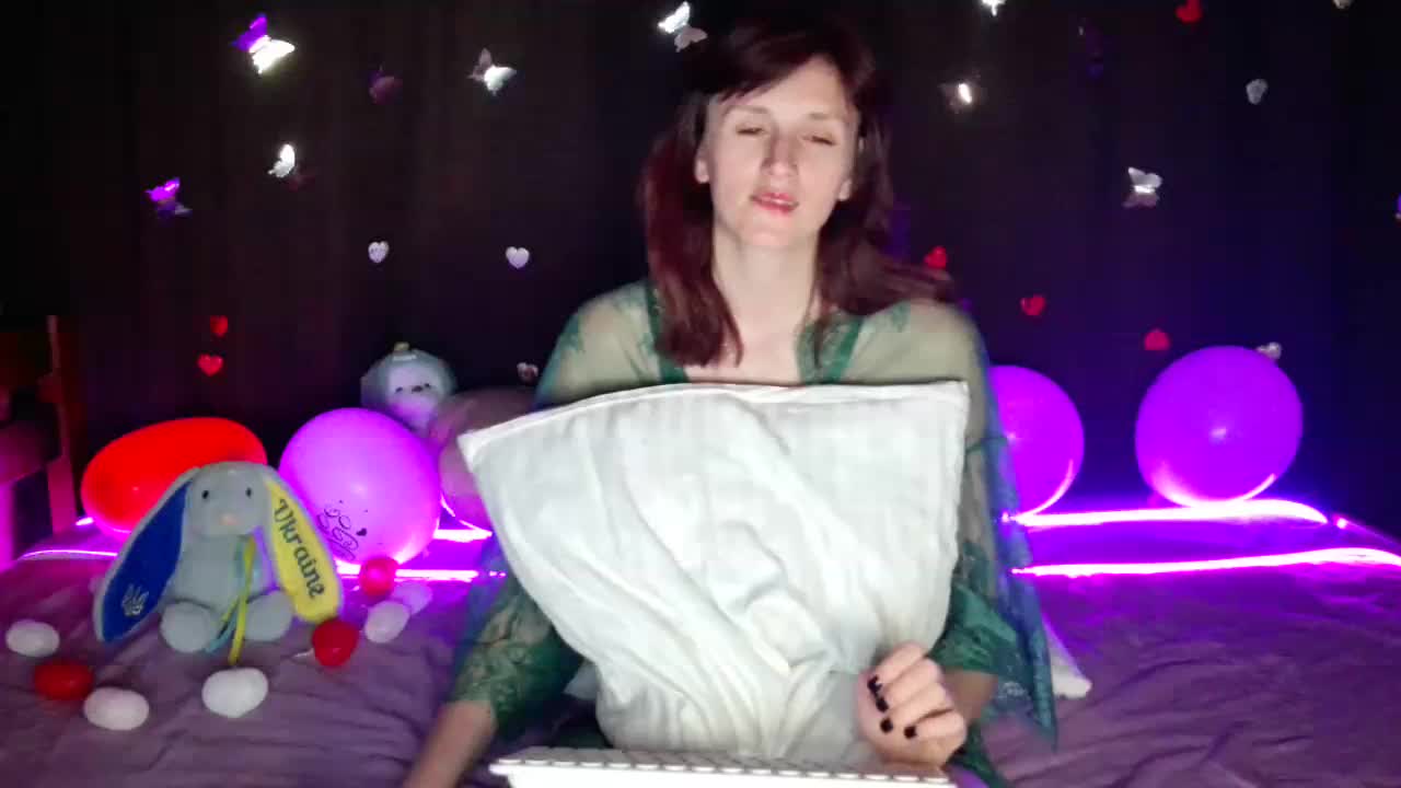 Touche_Me Cam Show Recorded 2025-05-14