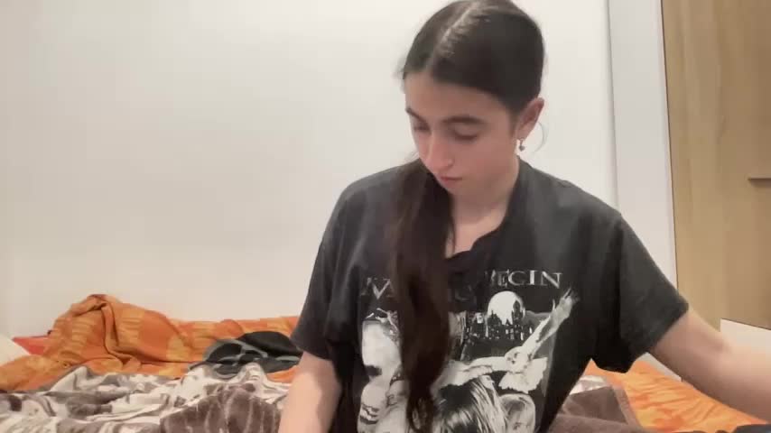 Iren_ferrari Cam Show Recorded 2025-05-14