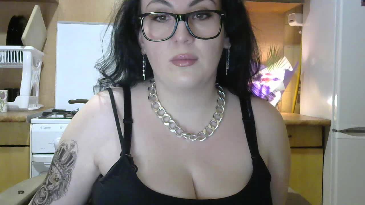 Tatianamedi Cam Show Recorded 2025-05-14
