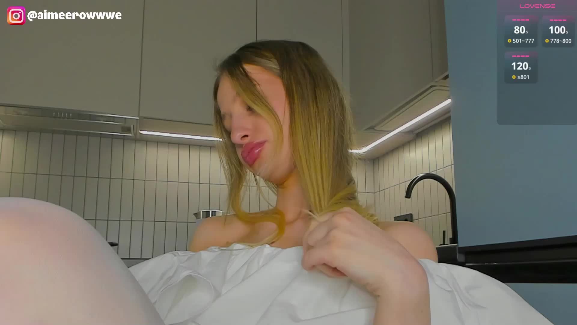 Aimeerowwwe Cam Show Recorded 2025-05-14