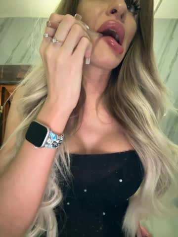 GoldPussy69 Cam Show Recorded 2025-05-14