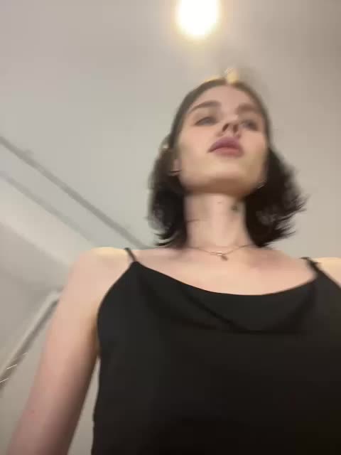 HeyZoe Cam Show Recorded 2025-05-14