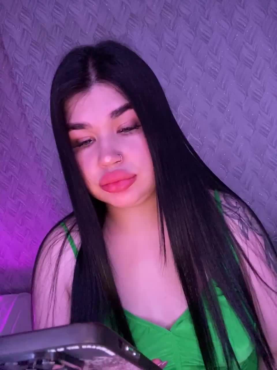 Suchka-black- Cam Show Recorded 2025-05-14
