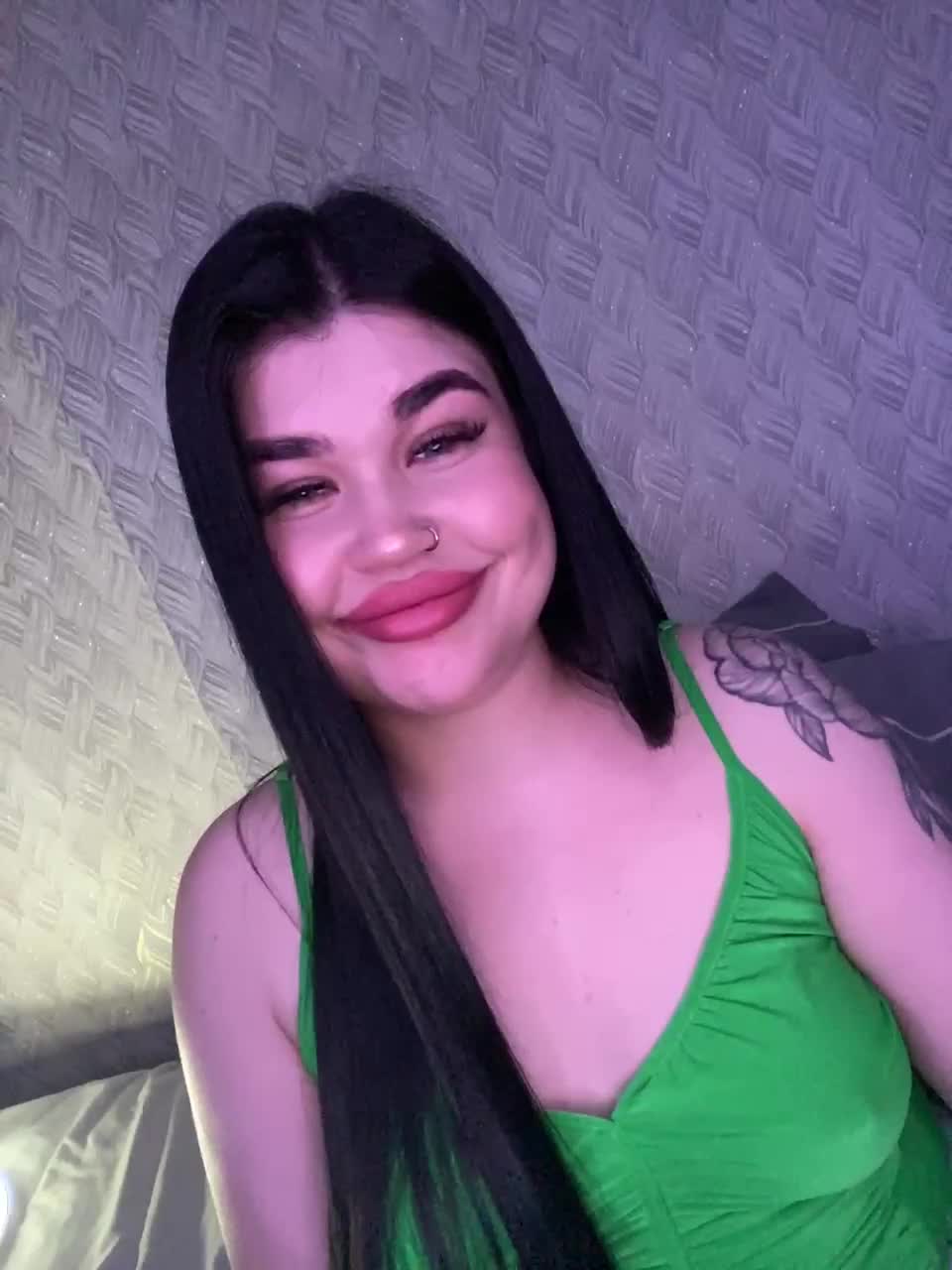 Suchka-black- Cam Show Recorded 2025-05-14