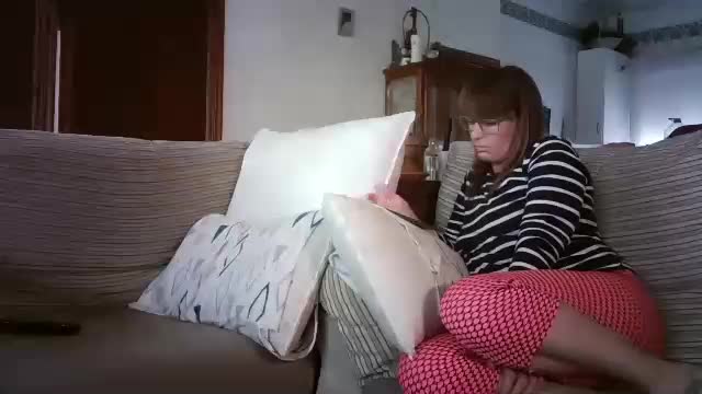 Lolahueso Cam Show Recorded 2025-05-14