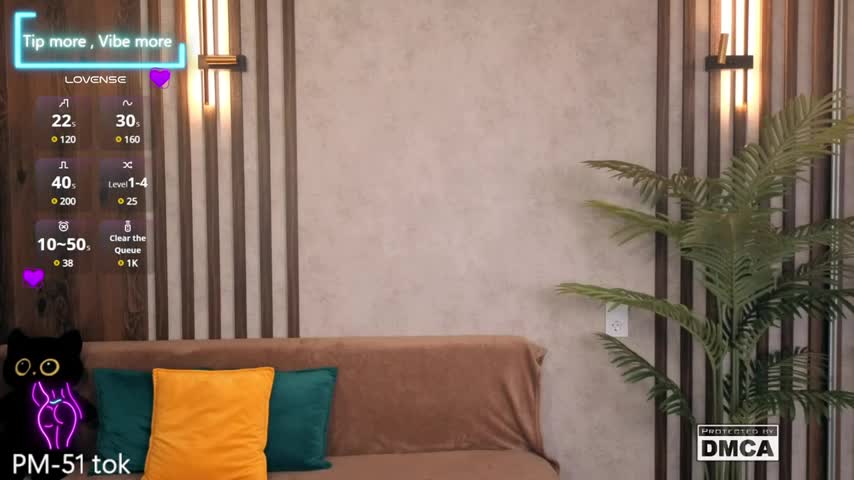Holl1Would Cam Show Recorded 2025-05-14