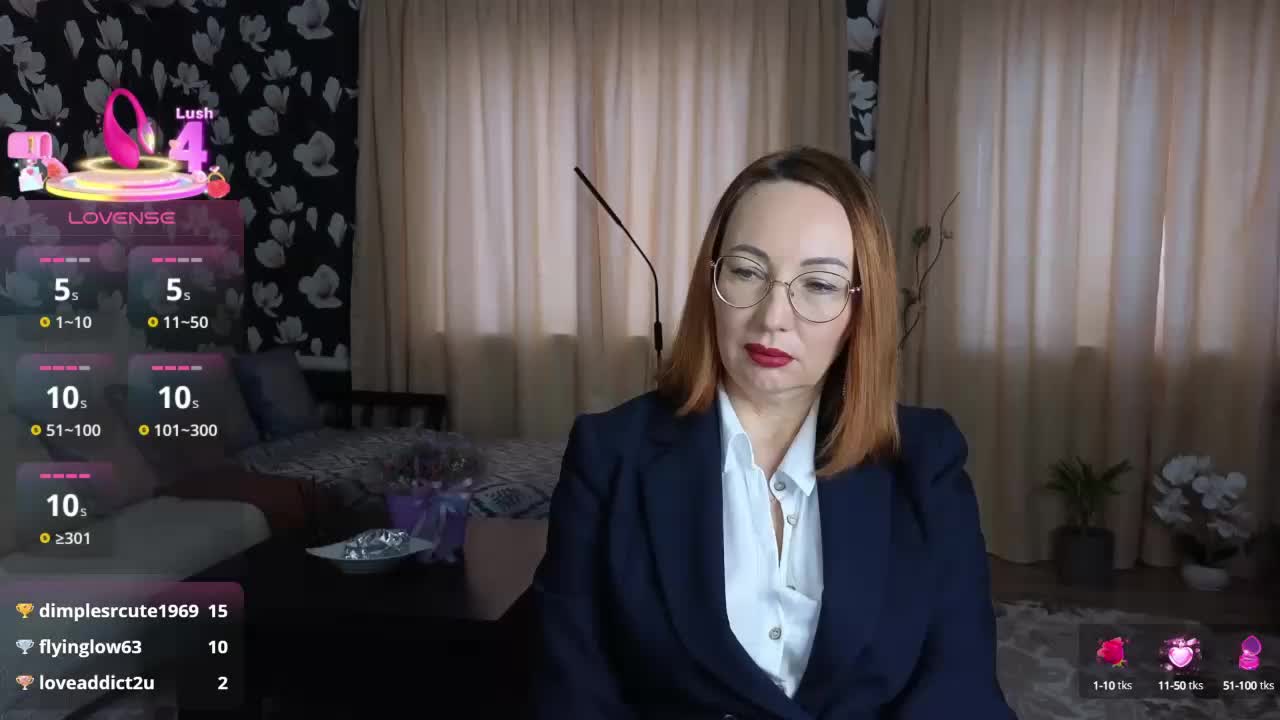 Pink-Lips Cam Show Recorded 2025-05-14