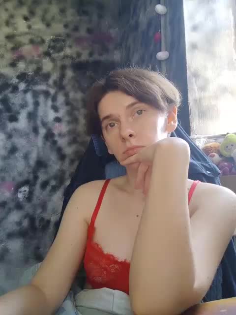 Your_Kitty Cam Show Recorded 2025-05-14