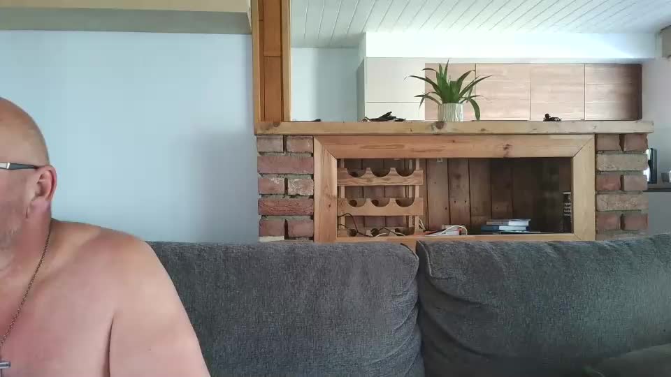 Sanroom Cam Show Recorded 2025-05-14