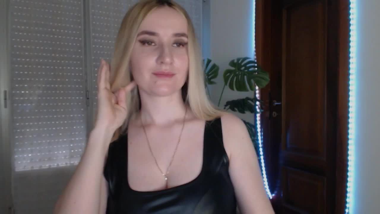 Alina-Lovely Cam Show Recorded 2025-05-14