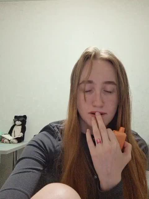 Parasite-1 Cam Show Recorded 2025-05-15