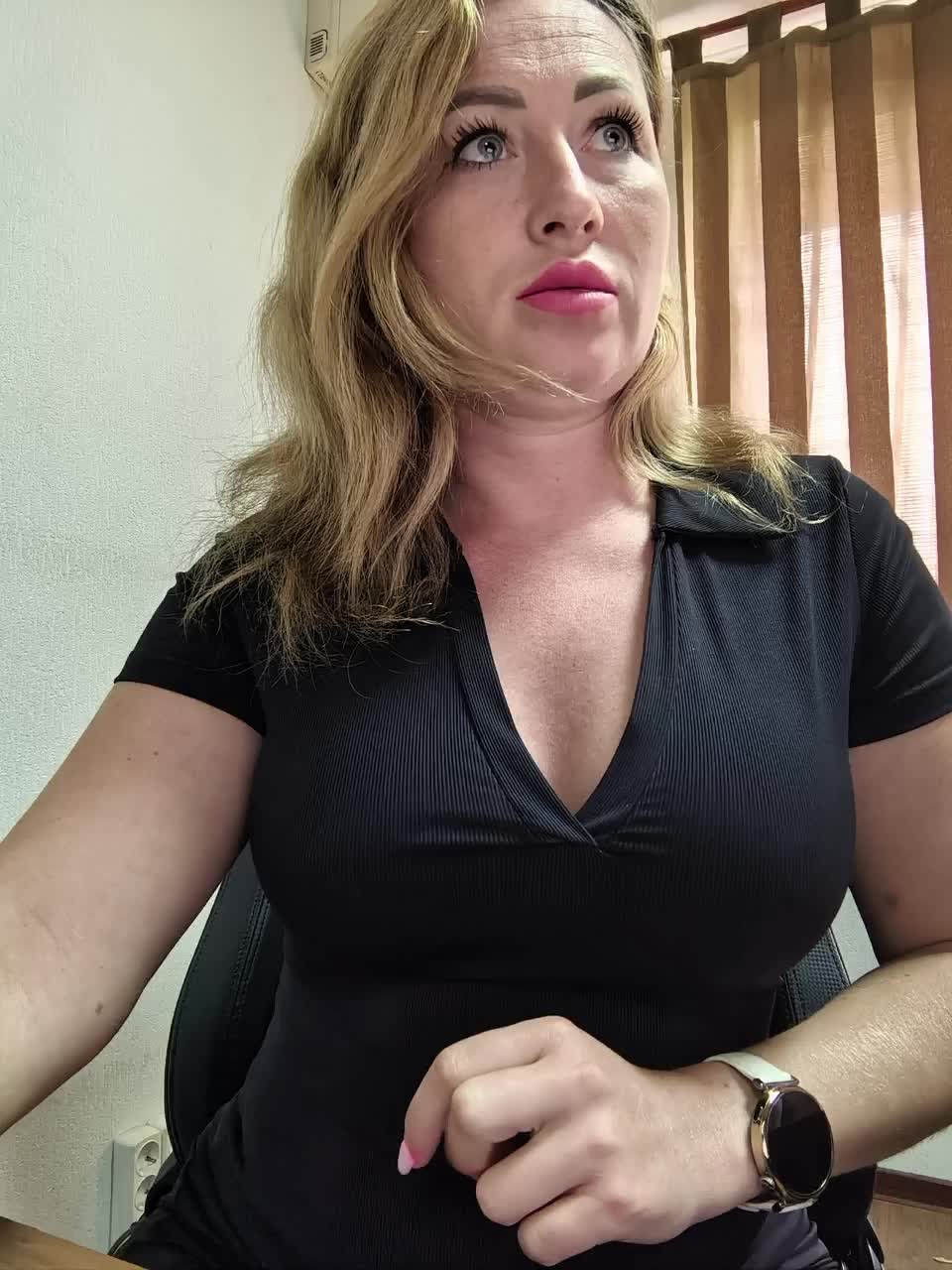 Goddesssssss Cam Show Recorded 2025-05-15