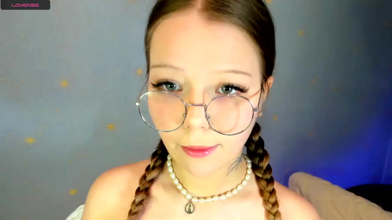 MelMooon Cam Show Recorded 2025-05-15