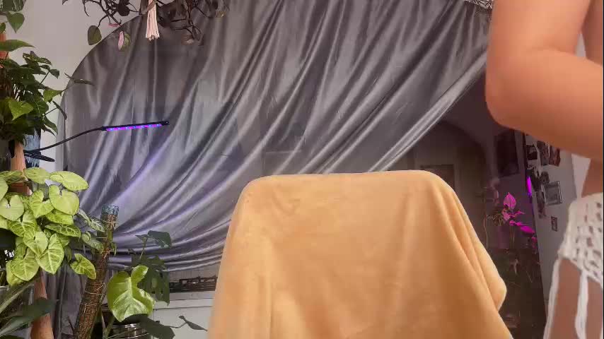 Sasha_moormeoow Cam Show Recorded 2025-05-15