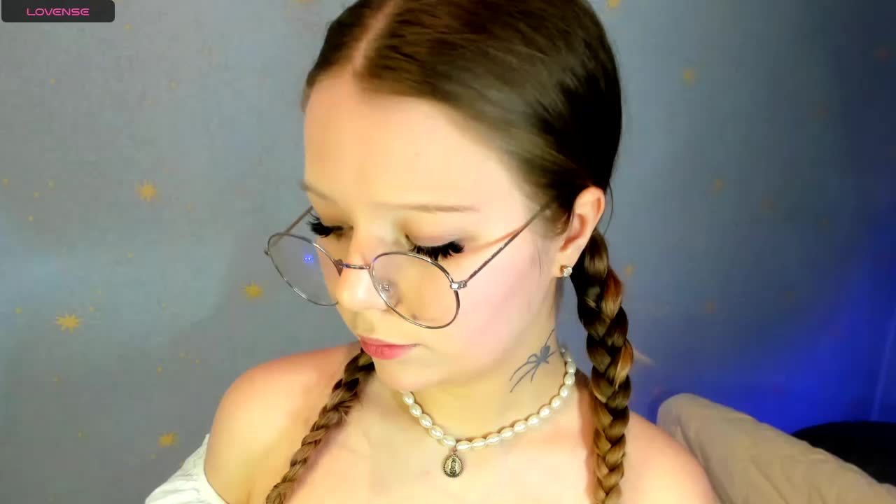 MelMooon Cam Show Recorded 2025-05-15