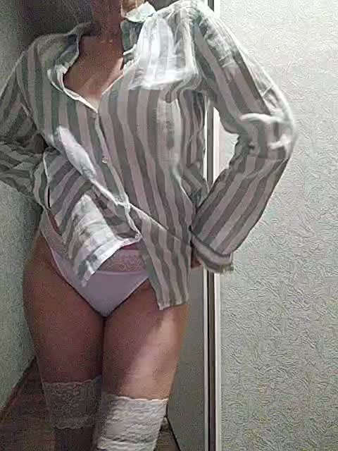 Bellychi Cam Show Recorded 2025-05-15