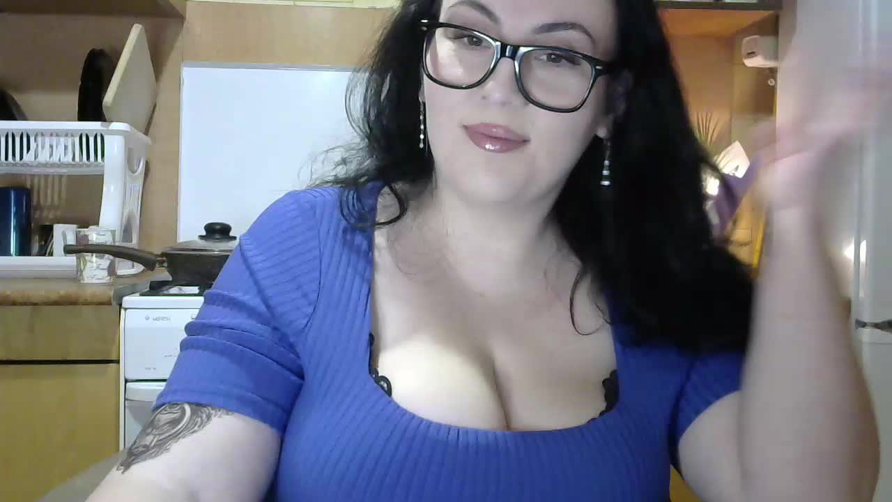 Tatianamedi Cam Show Recorded 2025-05-15