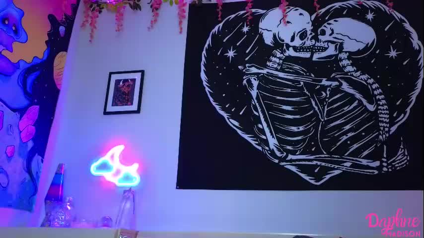 Daphnemadison Cam Show Recorded 2025-05-15