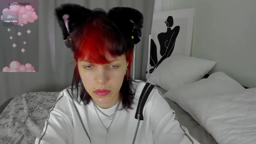 Rene_Yolker Cam Show Recorded 2025-05-15