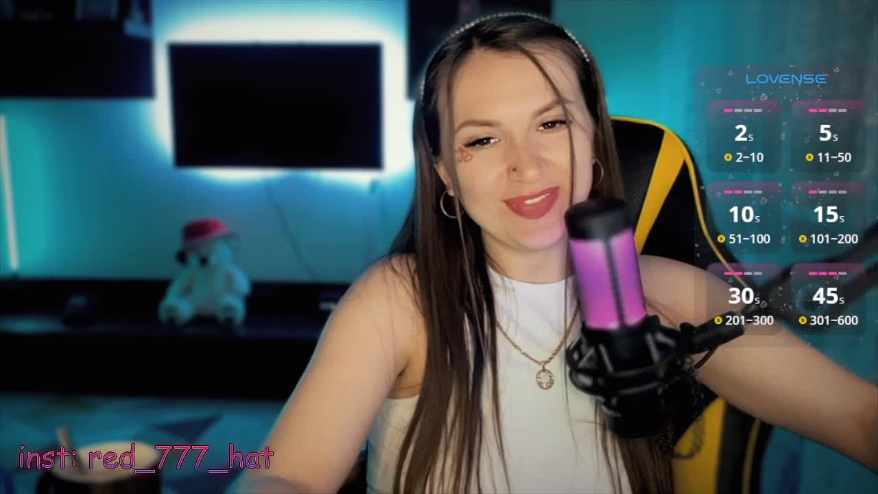 -RED-HAT- Cam Show Recorded 2025-05-15