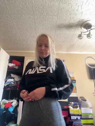 LikaCat Cam Show Recorded 2025-05-15