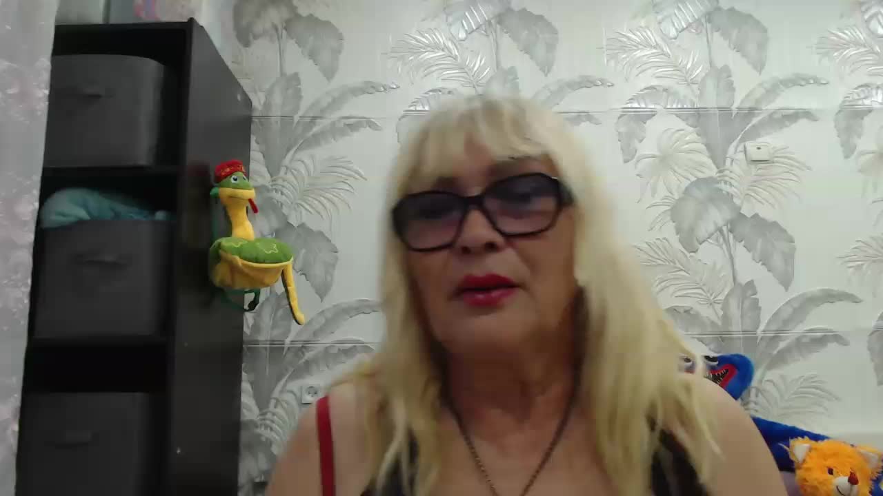 Kleopatra675 Cam Show Recorded 2025-05-15