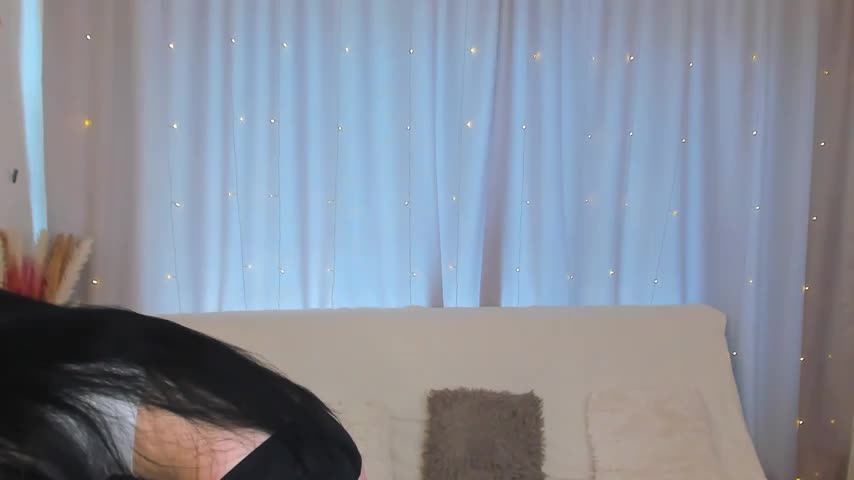 LisaMooore Cam Show Recorded 2025-05-15