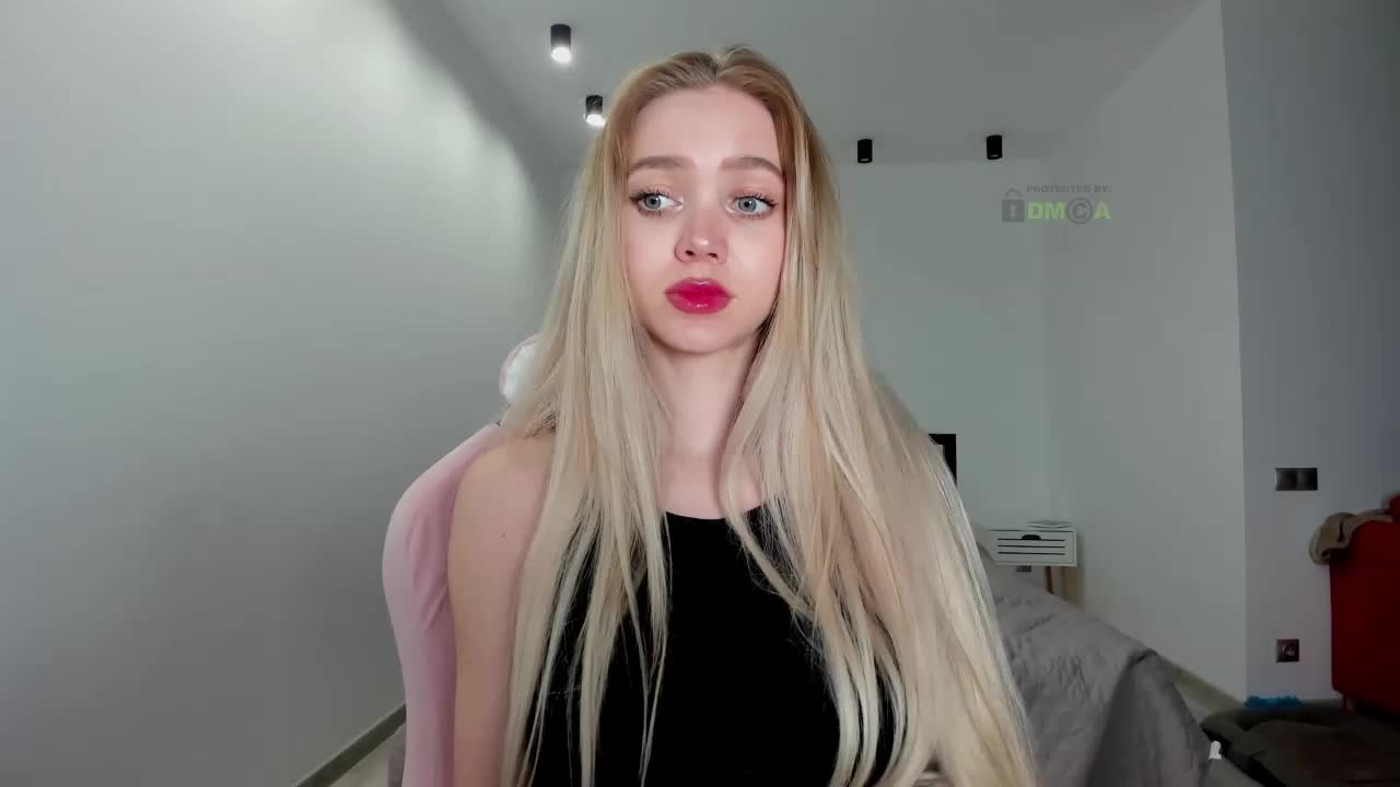Zeffirrka Cam Show Recorded 2025-05-15