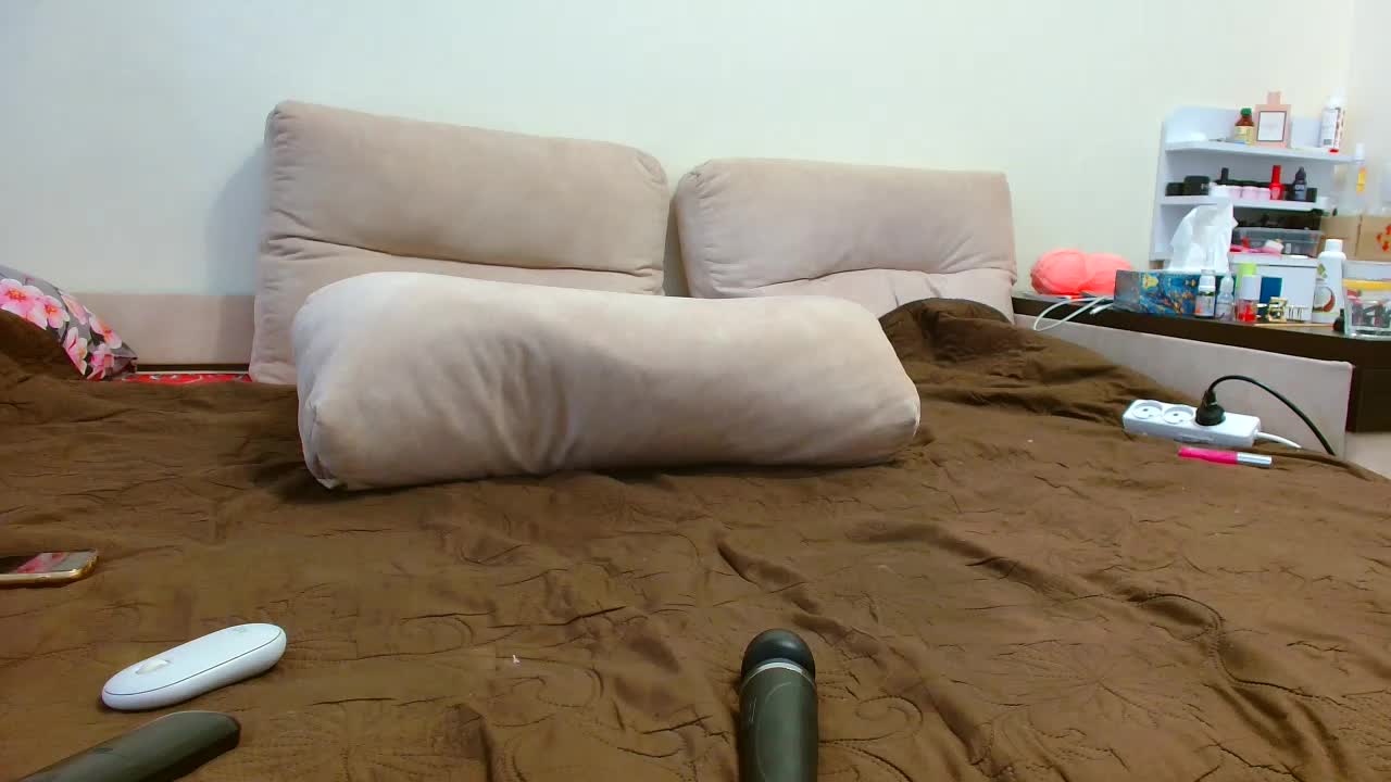 Brionia Cam Show Recorded 2025-05-15