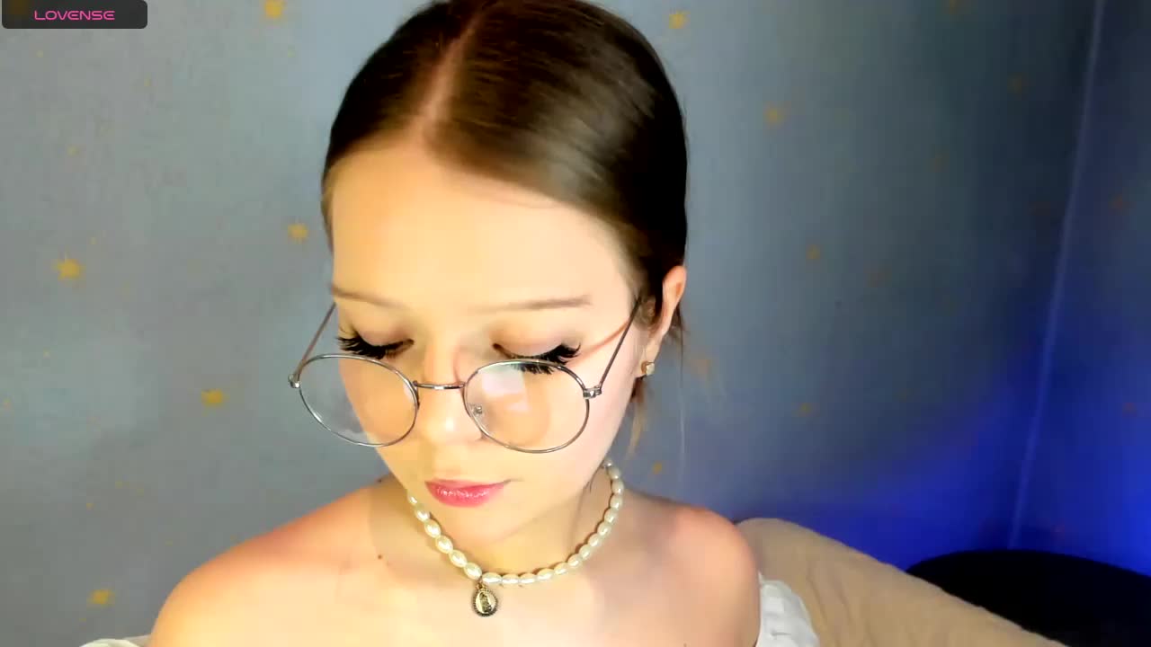 MelMooon Cam Show Recorded 2025-05-15