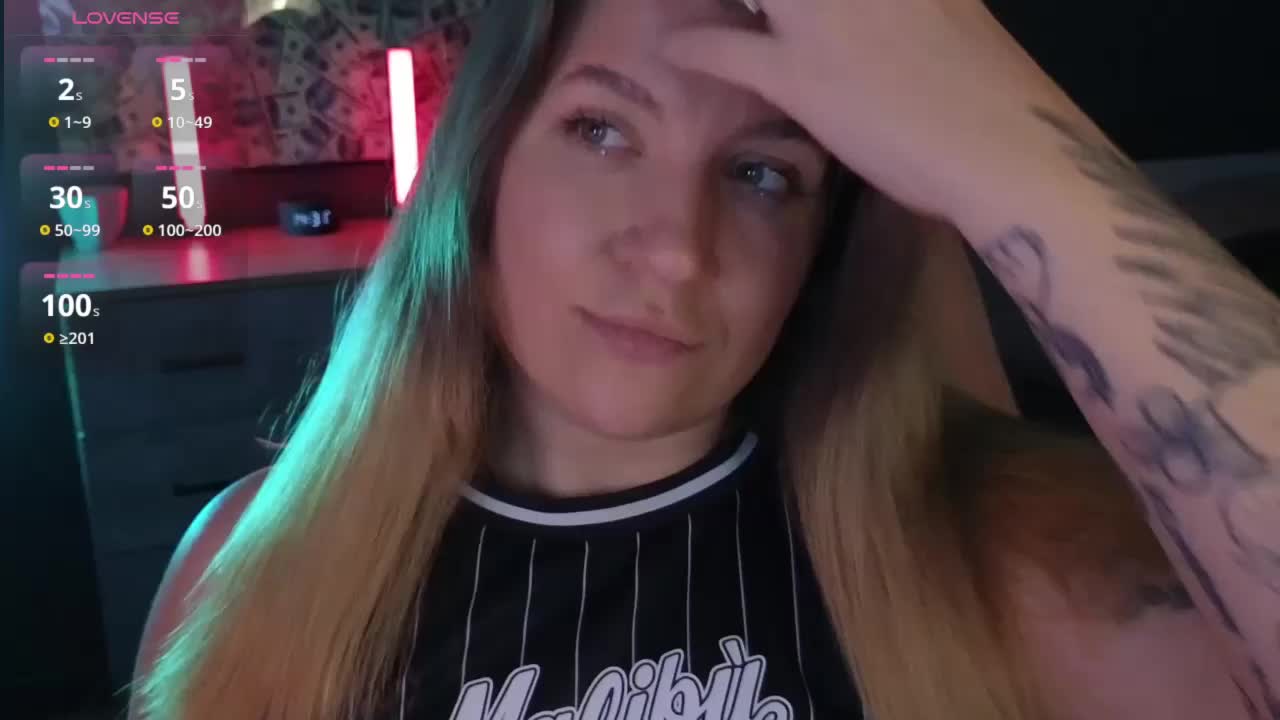 BloomBambi Cam Show Recorded 2025-05-15