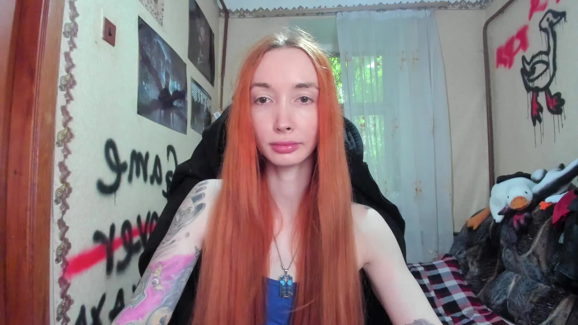 Roxy-Sun Cam Show Recorded 2025-05-15