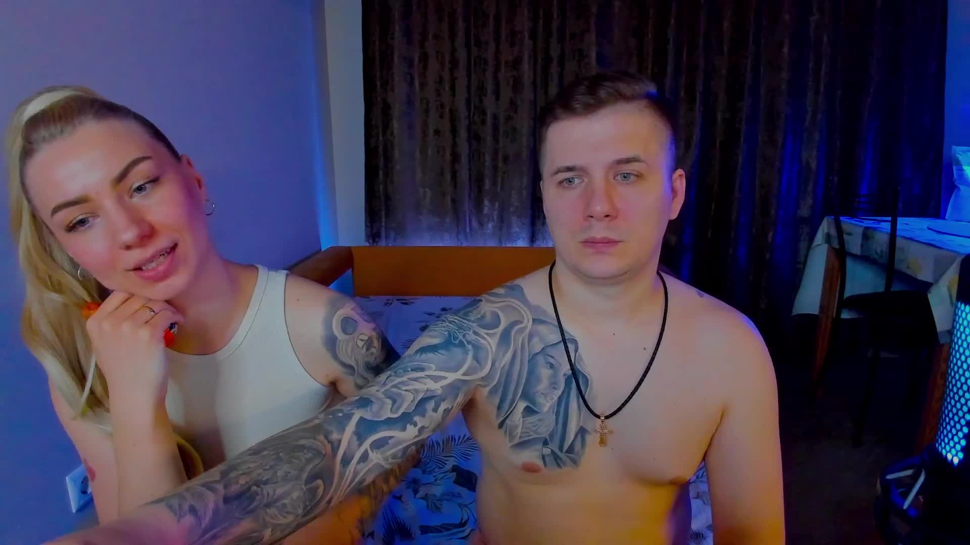 HulkLisandra Cam Show Recorded 2025-05-16