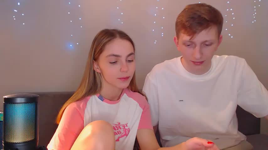 Juliaanddima Cam Show Recorded 2025-05-16