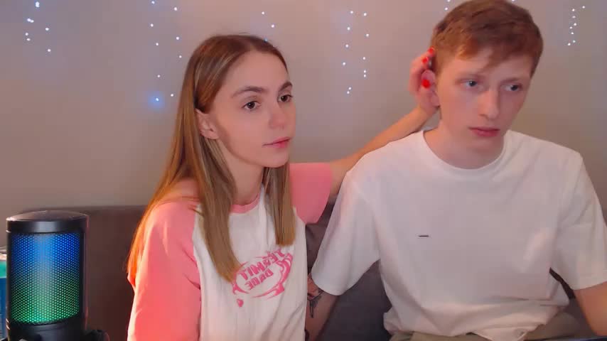 Juliaanddima Cam Show Recorded 2025-05-16