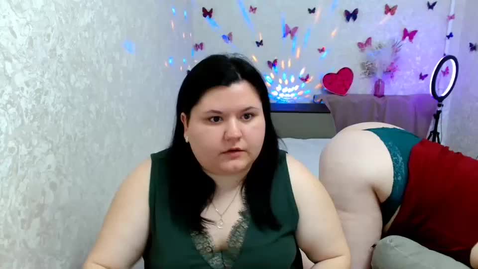Beckyandellen Cam Show Recorded 2025-05-16