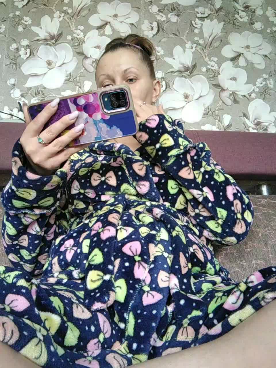 Zarevna Cam Show Recorded 2025-05-17