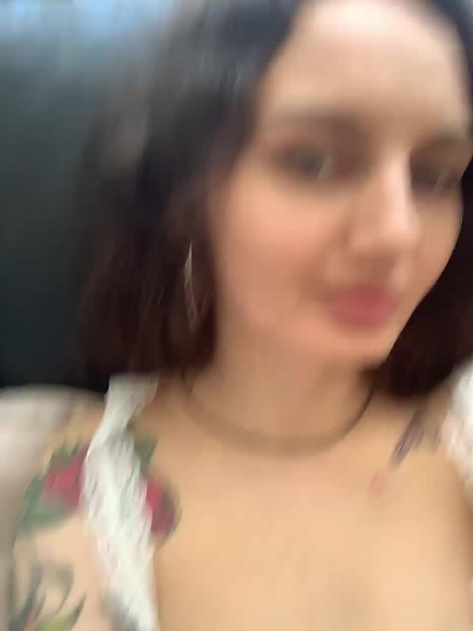 Wow-Eva Cam Show Recorded 2025-05-17